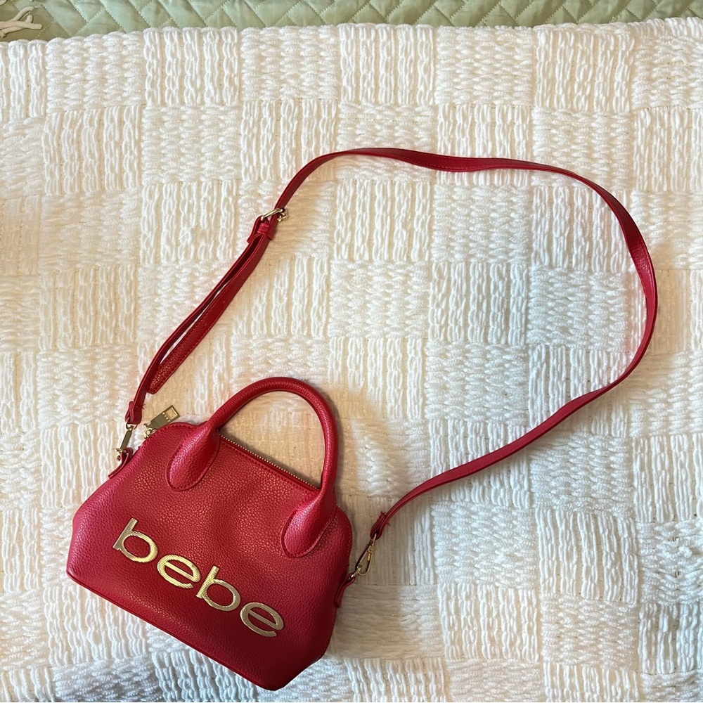 BeBe Los Angeles Red Crossbody Handbag Medium Purse Detachable Strap Shoulder